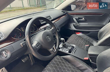 Купе Volkswagen CC / Passat CC 2011 в 