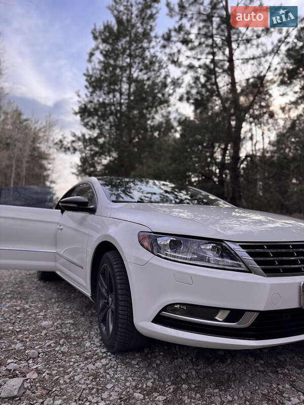 Купе Volkswagen CC / Passat CC 2013 в Павлограді