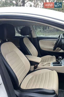 Купе Volkswagen CC / Passat CC 2013 в 