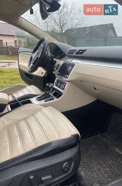 Купе Volkswagen CC / Passat CC 2009 в 