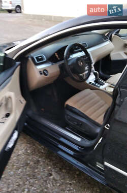 Купе Volkswagen CC / Passat CC 2012 в 