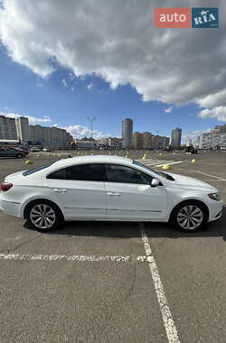 Купе Volkswagen CC / Passat CC 2016 в 