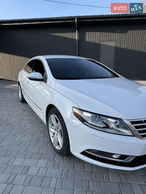 Купе Volkswagen CC / Passat CC 2015 в Овручі