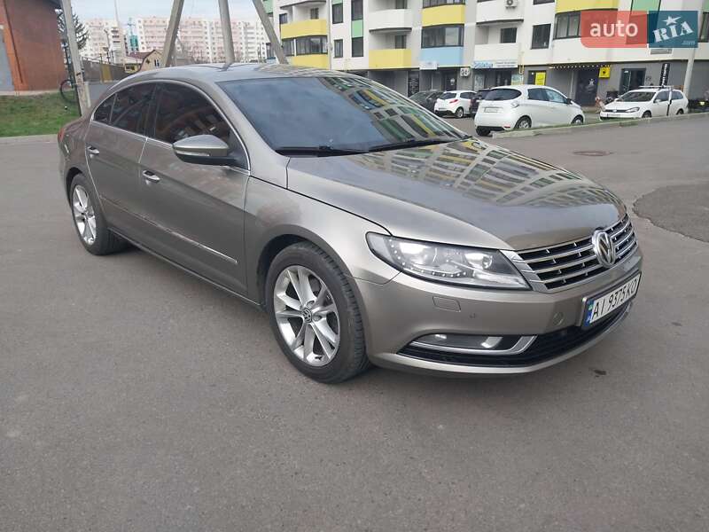 Купе Volkswagen CC / Passat CC 2012 в Борисполе
