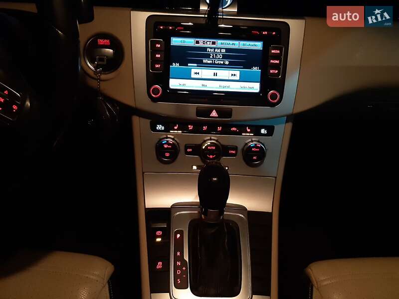 Купе Volkswagen CC / Passat CC 2012 в Херсоне