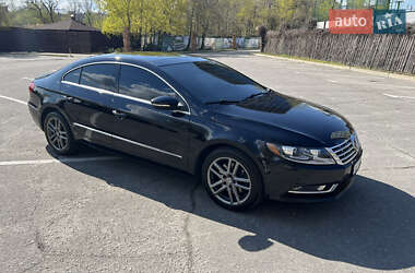 Купе Volkswagen CC / Passat CC 2013 в 