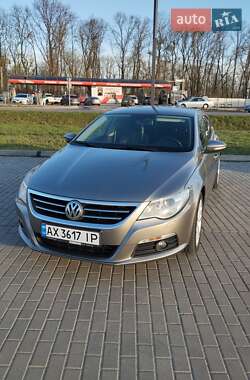 Купе Volkswagen CC / Passat CC 2010 в 