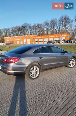 Купе Volkswagen CC / Passat CC 2010 в 