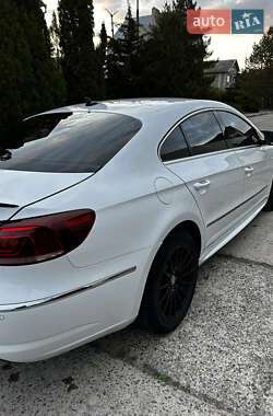 Купе Volkswagen CC / Passat CC 2015 в 