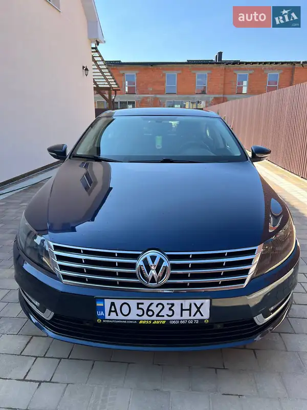 Купе Volkswagen CC / Passat CC 2013 в 