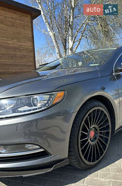 Купе Volkswagen CC / Passat CC 2015 в 