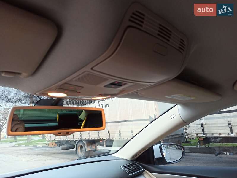 Купе Volkswagen CC / Passat CC 2011 в Полтаве