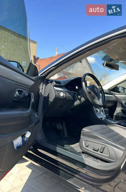 Купе Volkswagen CC / Passat CC 2014 в 