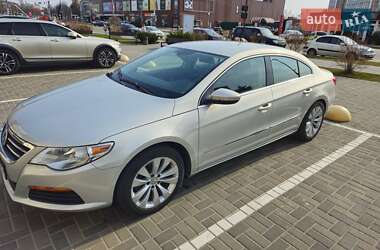 Купе Volkswagen CC / Passat CC 2010 в 