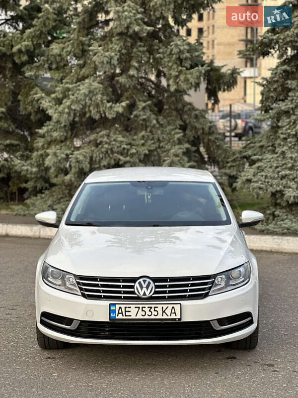 Купе Volkswagen CC / Passat CC 2016 в 