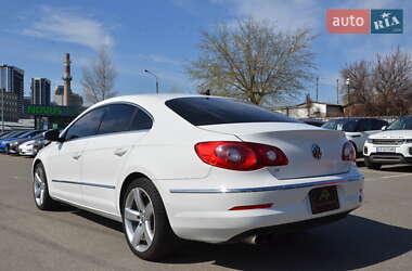 Купе Volkswagen CC / Passat CC 2010 в 
