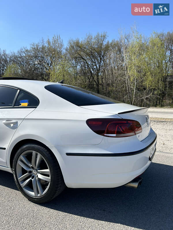 Купе Volkswagen CC / Passat CC 2012 в Днепре