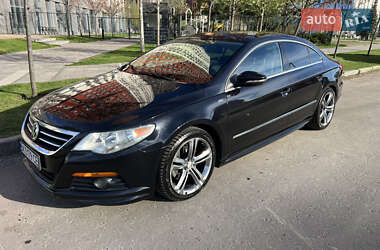 Купе Volkswagen CC / Passat CC 2010 в Києві