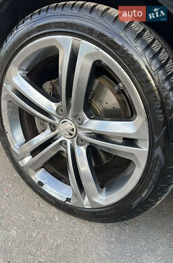 Купе Volkswagen CC / Passat CC 2010 в 