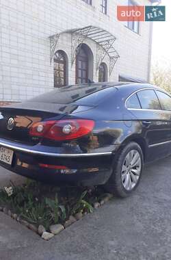 Купе Volkswagen CC / Passat CC 2011 в 
