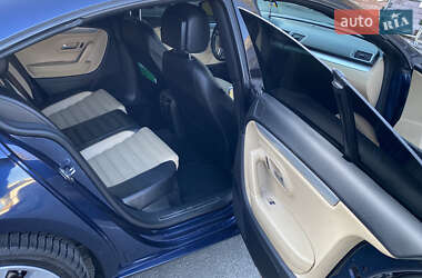 Купе Volkswagen CC / Passat CC 2013 в 