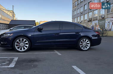 Купе Volkswagen CC / Passat CC 2013 в 