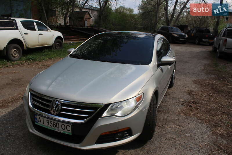 Купе Volkswagen CC / Passat CC 2009 в 