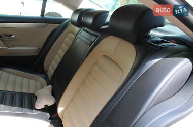 Купе Volkswagen CC / Passat CC 2009 в 