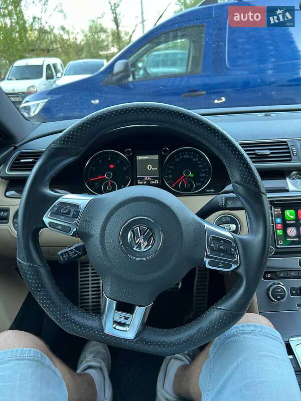 Купе Volkswagen CC / Passat CC 2013 в Києві