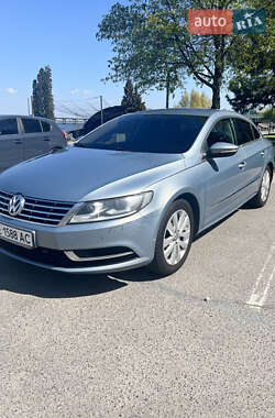 Купе Volkswagen CC / Passat CC 2012 в 