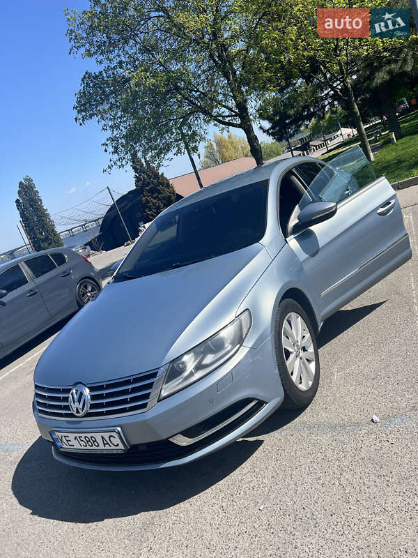 Купе Volkswagen CC / Passat CC 2012 в Днепре