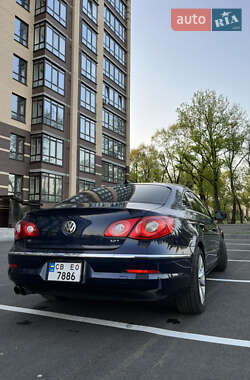 Купе Volkswagen CC / Passat CC 2011 в 