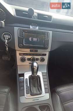 Купе Volkswagen CC / Passat CC 2013 в 