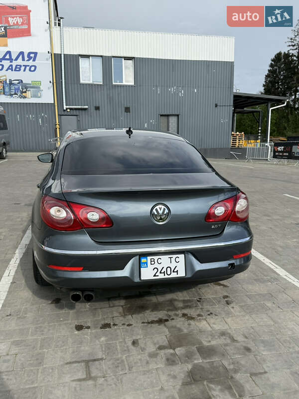 Купе Volkswagen CC / Passat CC 2011 в Стрию