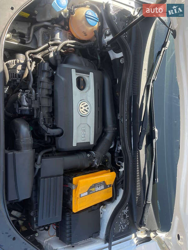 Купе Volkswagen CC / Passat CC 2012 в Покрові