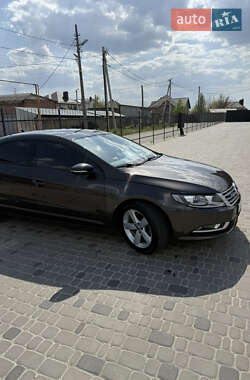 Купе Volkswagen CC / Passat CC 2016 в 