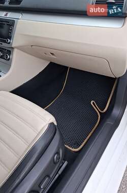 Купе Volkswagen CC / Passat CC 2009 в 
