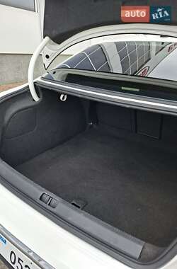 Купе Volkswagen CC / Passat CC 2009 в 