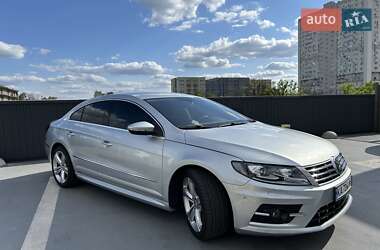 Купе Volkswagen CC / Passat CC 2015 в Киеве