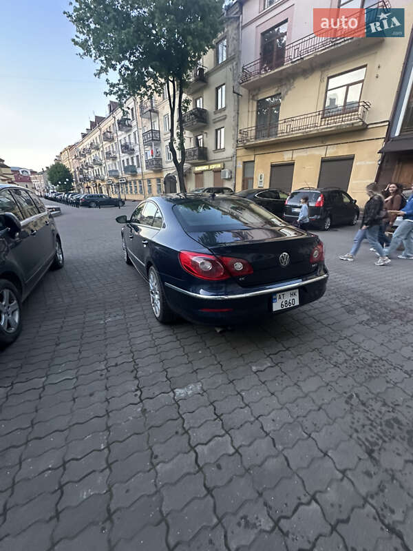 Купе Volkswagen CC / Passat CC 2011 в Ивано-Франковске