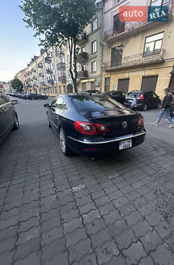 Купе Volkswagen CC / Passat CC 2011 в 