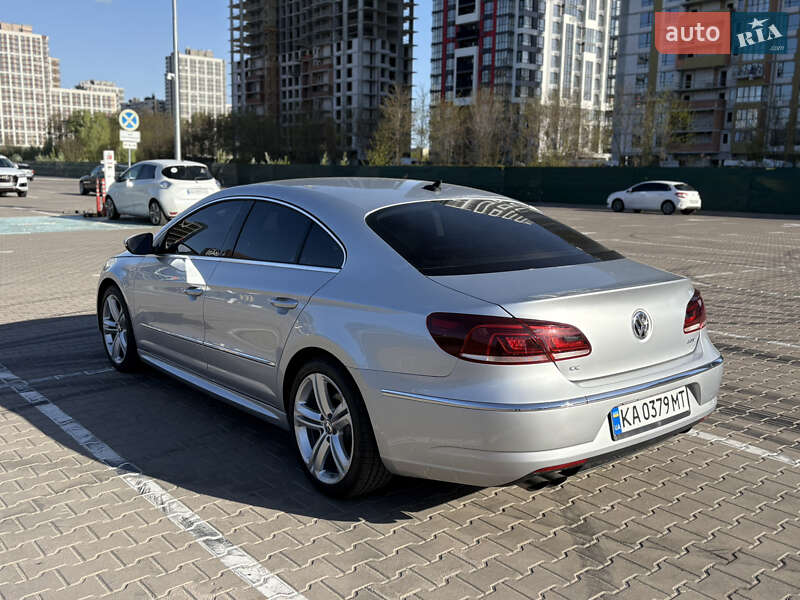 Купе Volkswagen CC / Passat CC 2014 в Киеве
