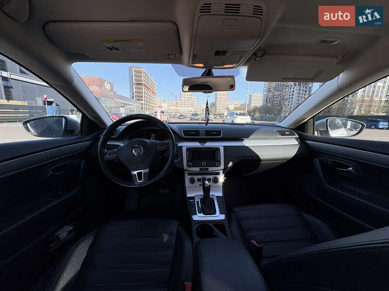 Купе Volkswagen CC / Passat CC 2014 в Киеве