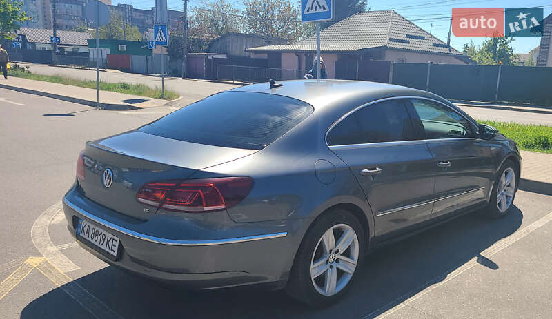 Купе Volkswagen CC / Passat CC 2016 в Киеве