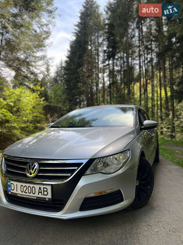 Купе Volkswagen CC / Passat CC 2010 в Львові
