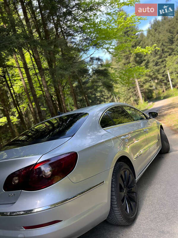 Купе Volkswagen CC / Passat CC 2010 в Львові