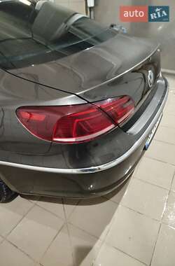 Купе Volkswagen CC / Passat CC 2012 в 