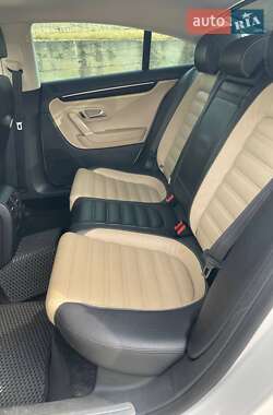 Купе Volkswagen CC / Passat CC 2013 в 
