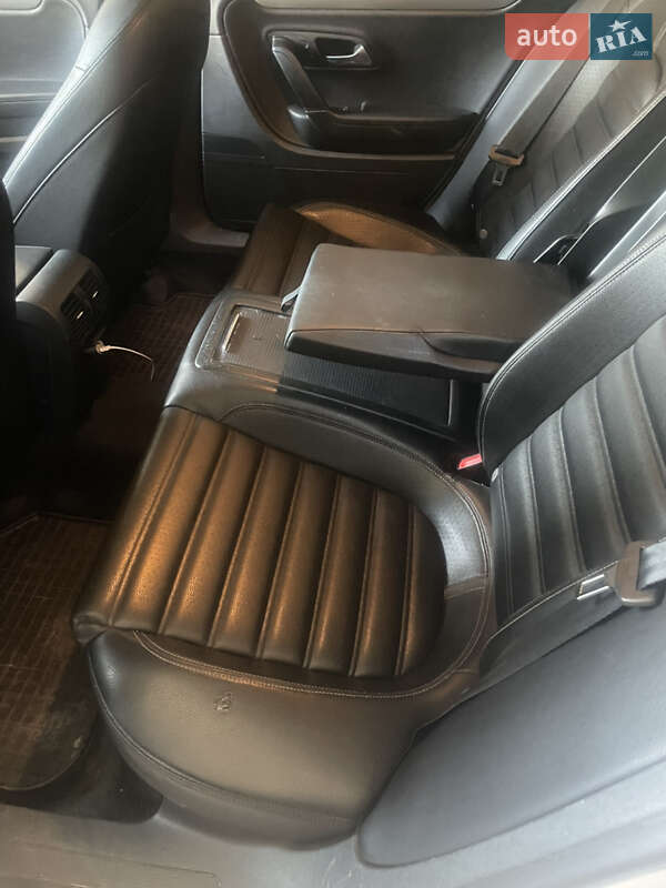 Купе Volkswagen CC / Passat CC 2011 в Киеве фото 8 Купе Volkswagen CC / Passat CC 2011 в Киеве