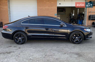 Купе Volkswagen CC / Passat CC 2013 в 